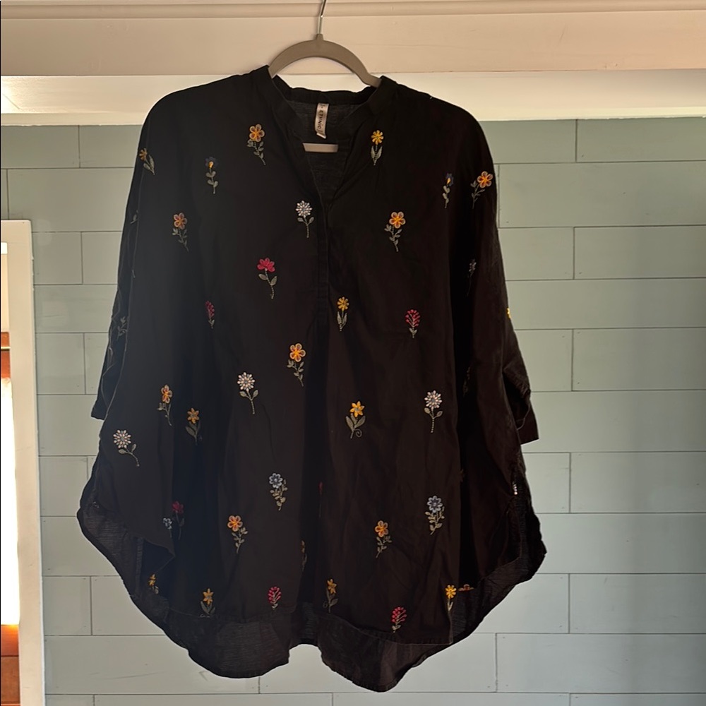 Multicolored Boxy Blouse with Mandarin Collar